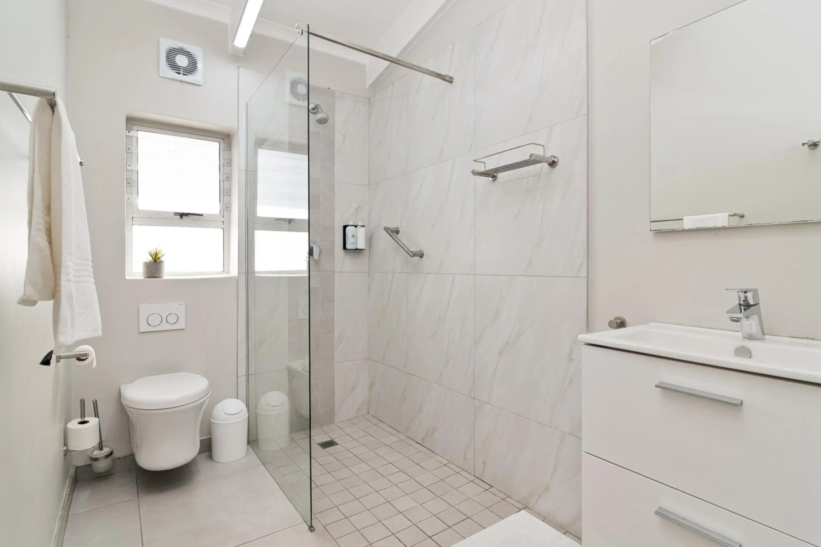 First Group Chaka Rock Chalets