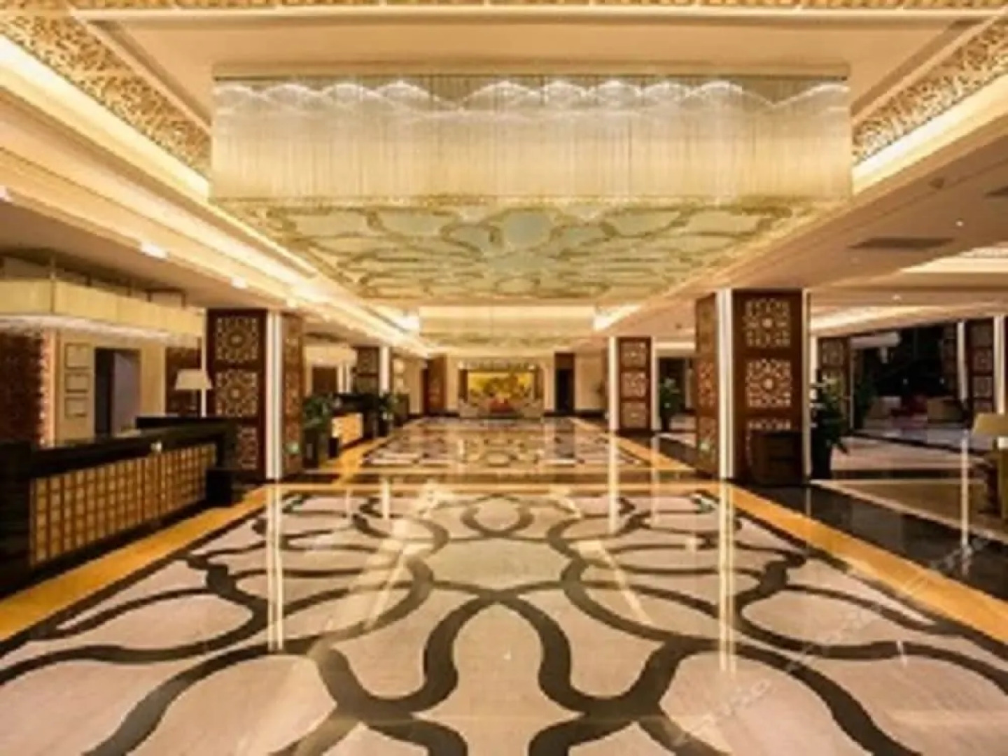 Tai'an Luxury Blue Horizon Hotel