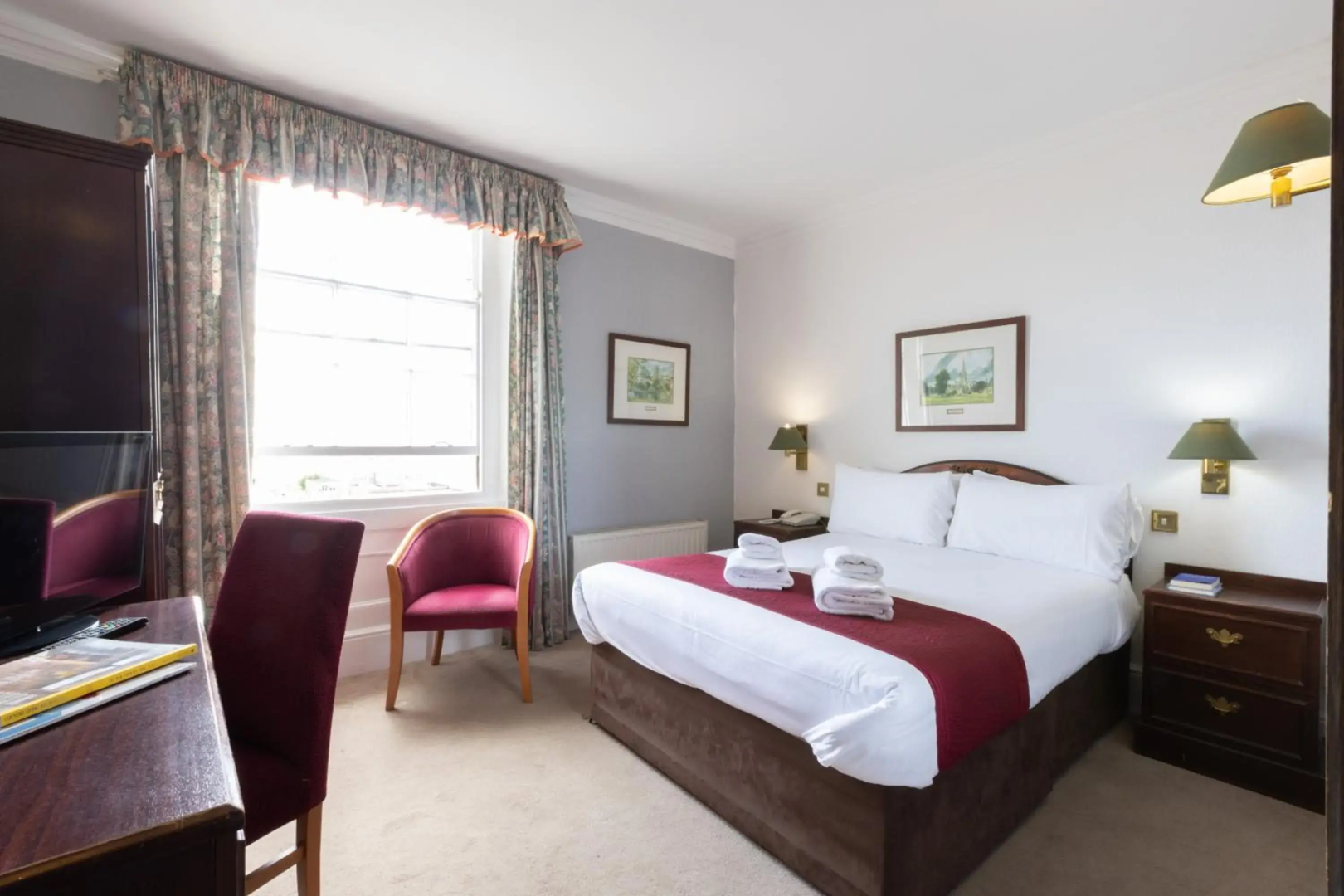 The Carlton Hotel