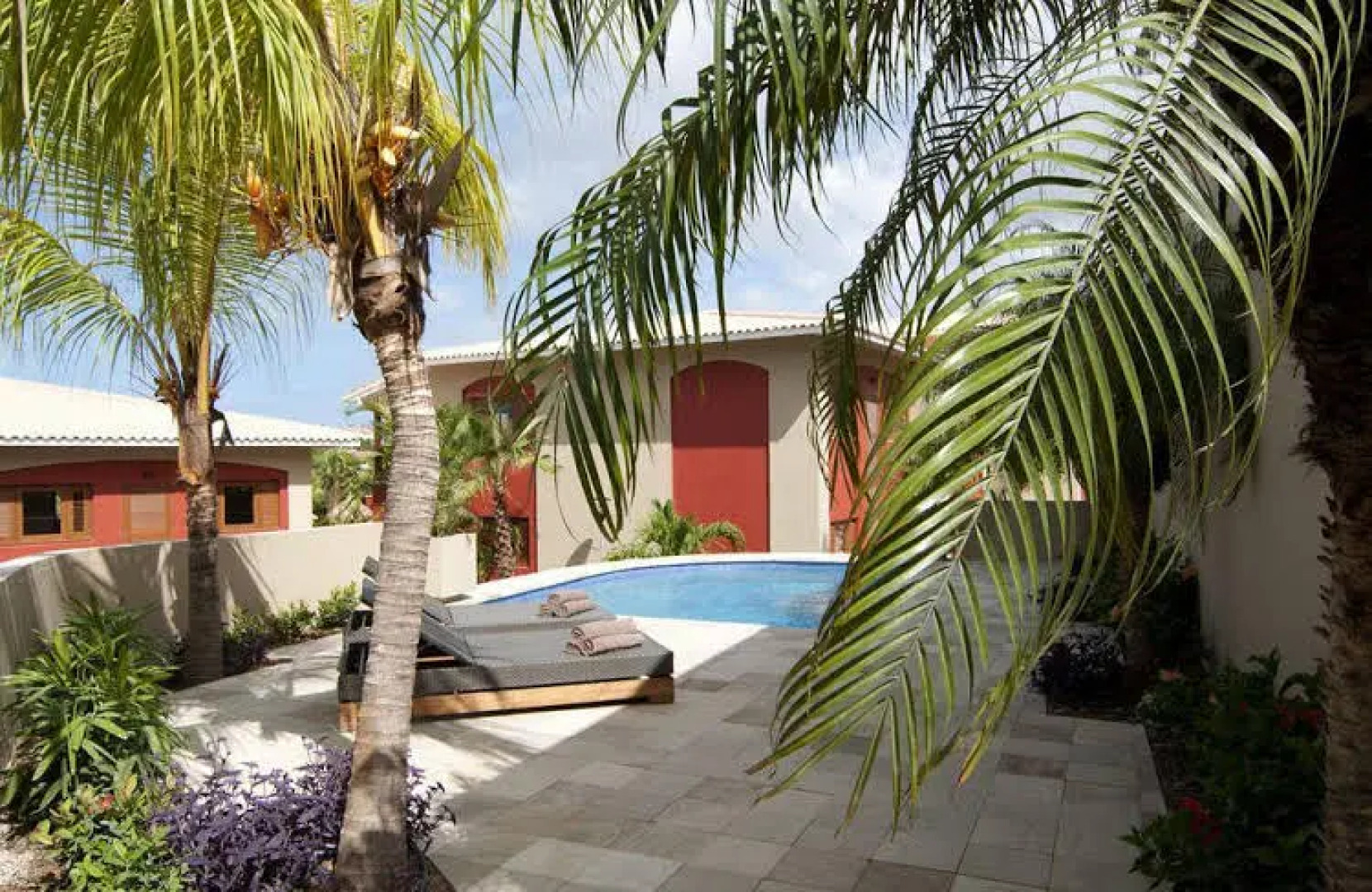 La Maya Beach Spanish Water Luxury Apartment