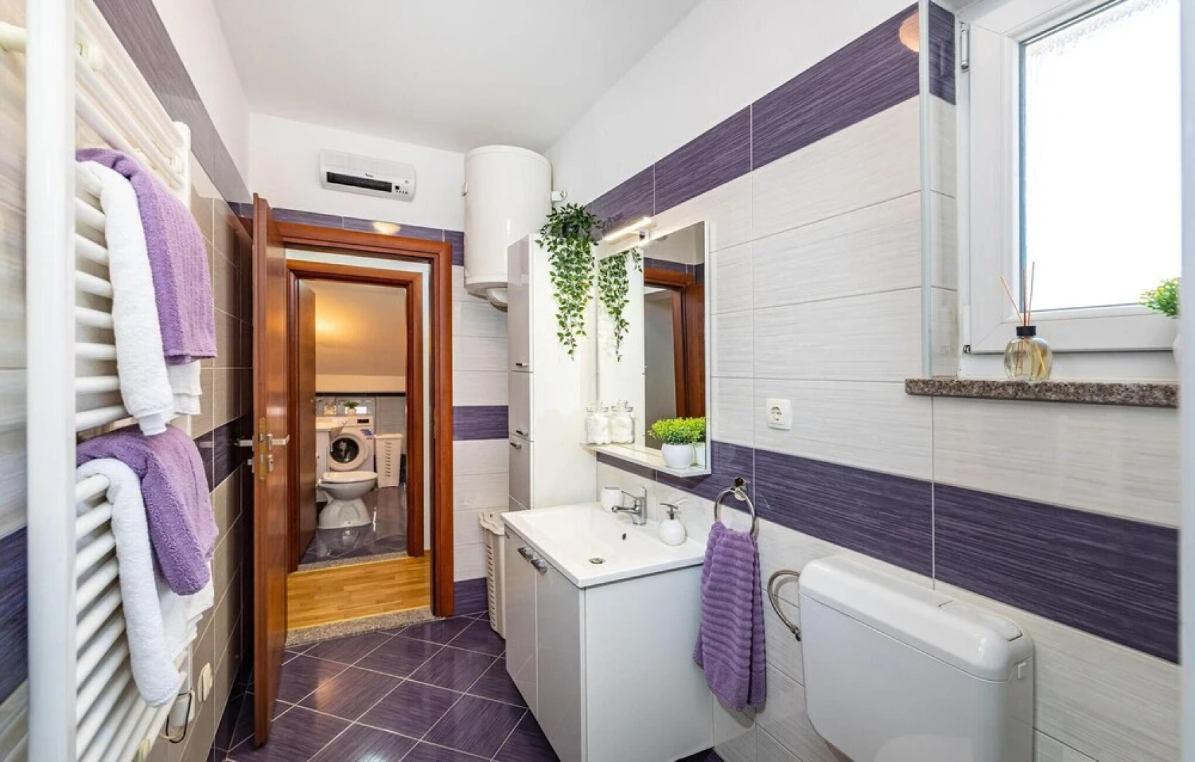 Beautiful Apartment in Posedarje With Wifi and 4 Bedrooms