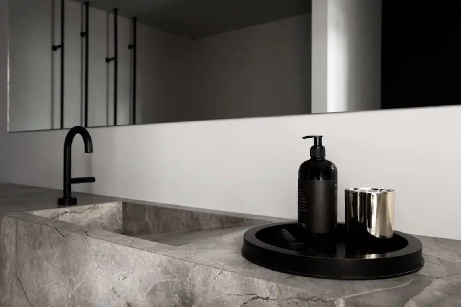 Luxurious Large Home, Perfect for Your Group