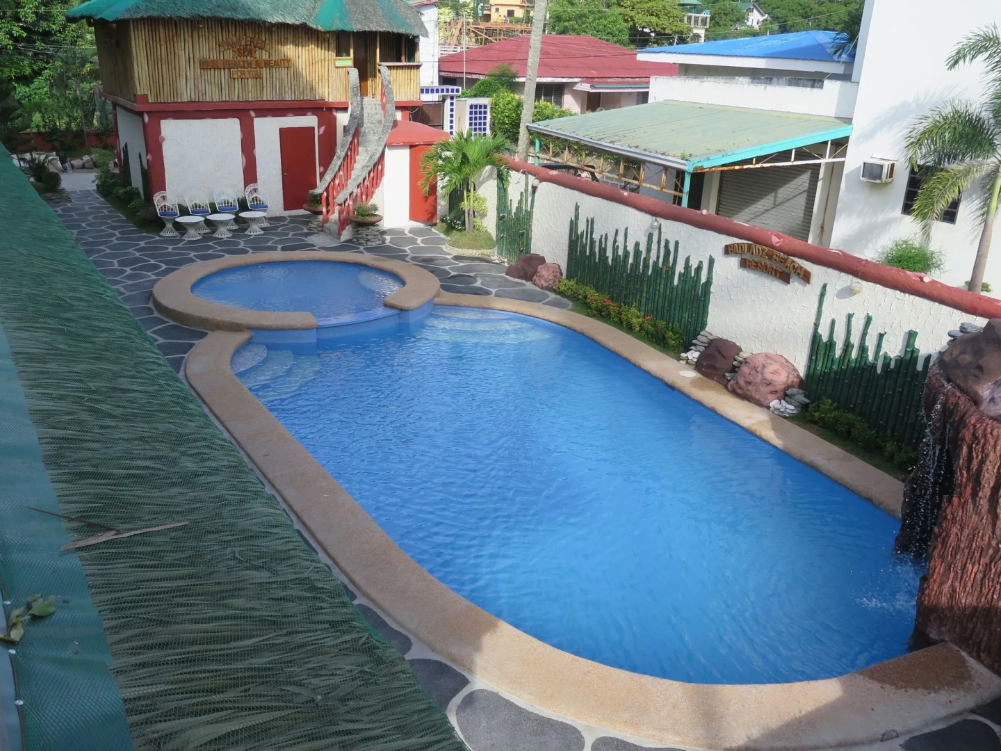 BADLADZ Beach and Dive Resort