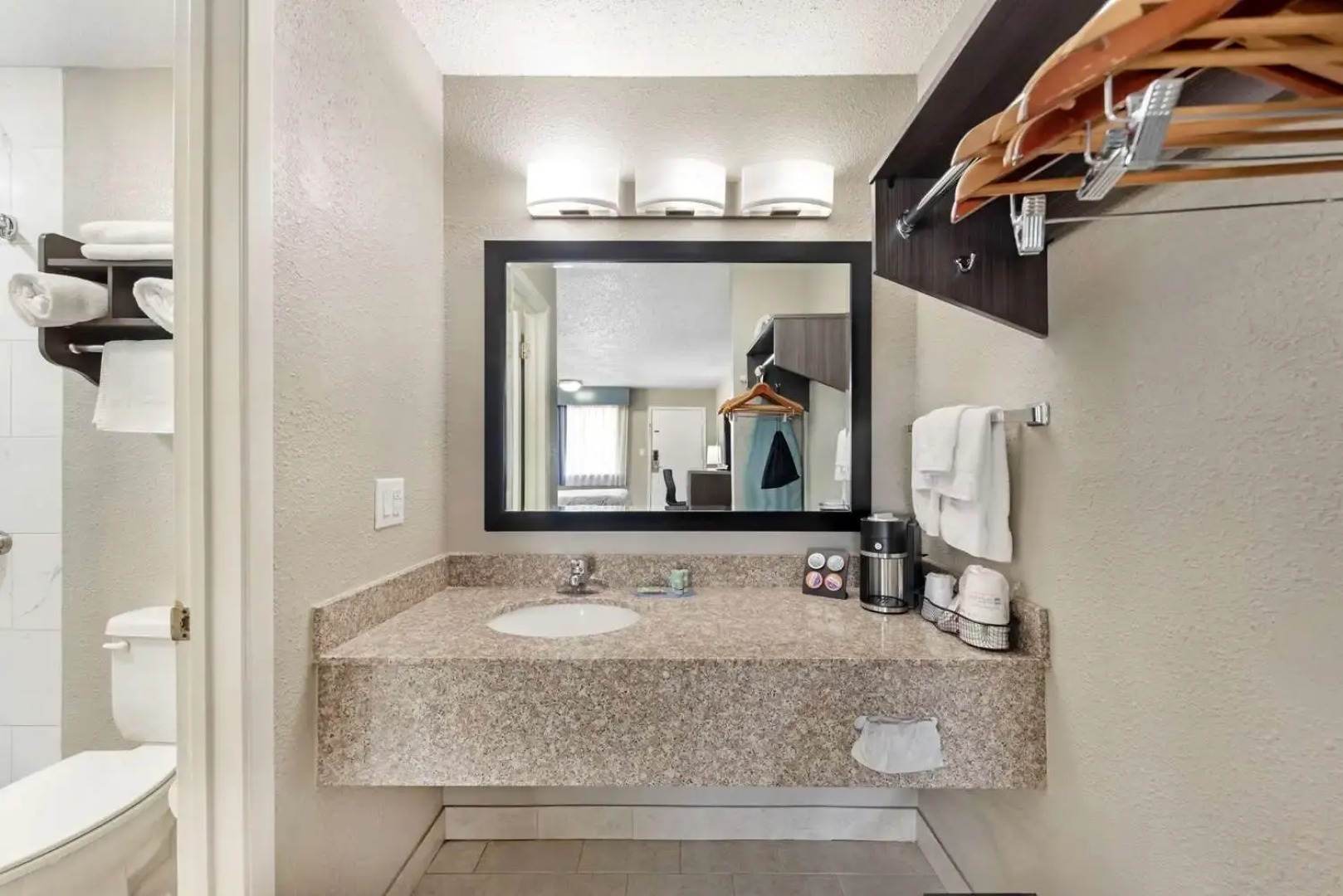 Best Western Post Oak Inn