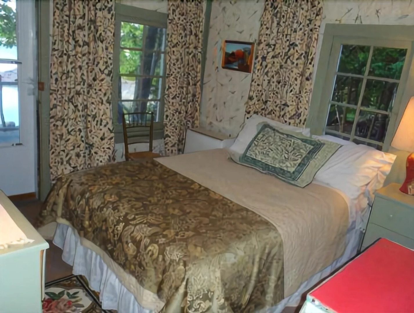 Bungalow - Three Bedroom Cottage