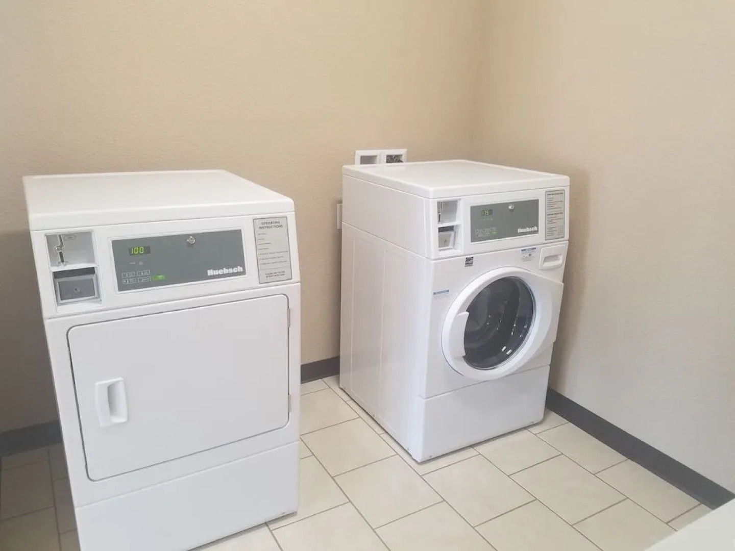 Woodside Old Towne Hotel