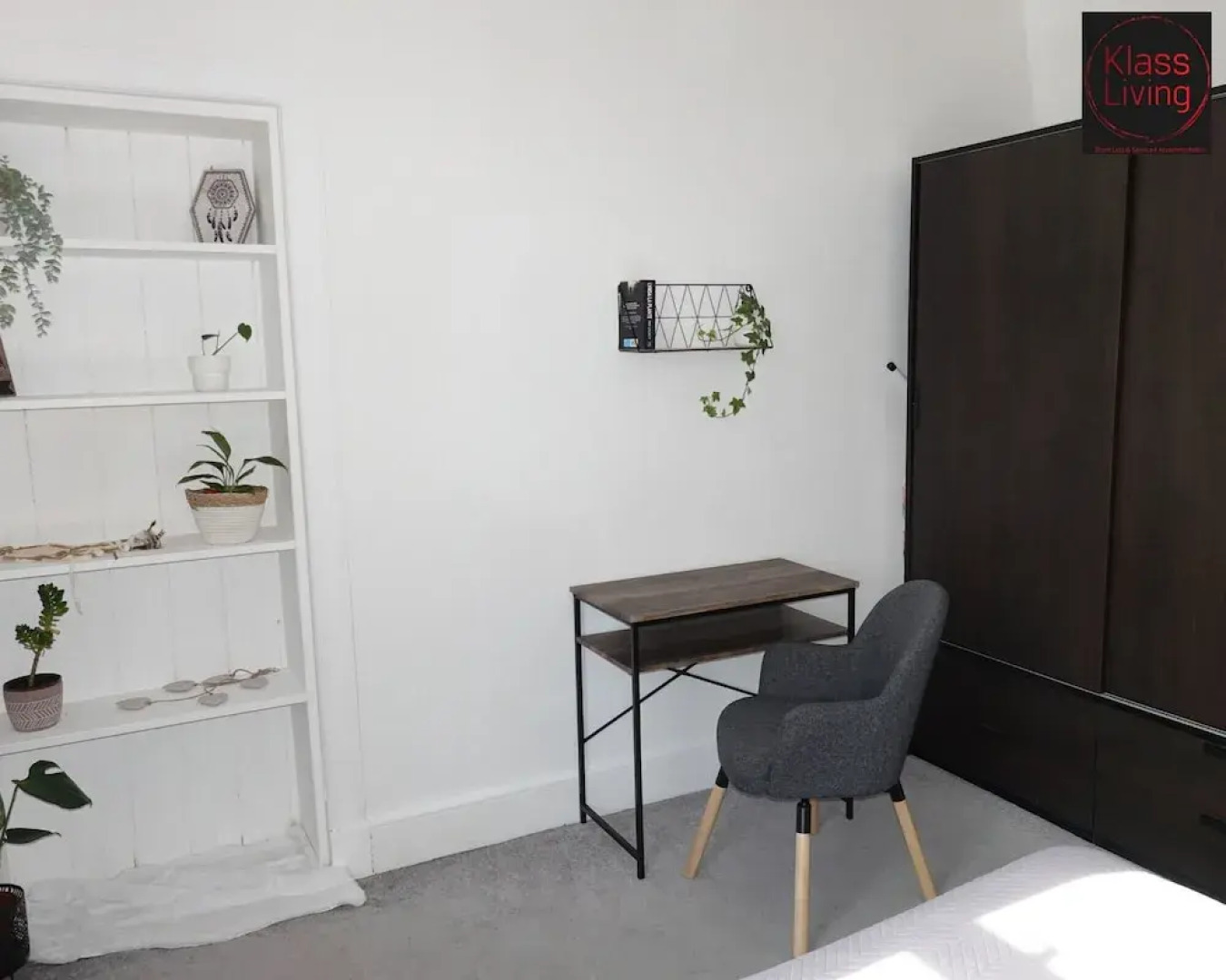 One Bedroom Apartment by Klass Living Serviced Accommodation Bellshill - Mossend  Apartment with WIFI  and Parking