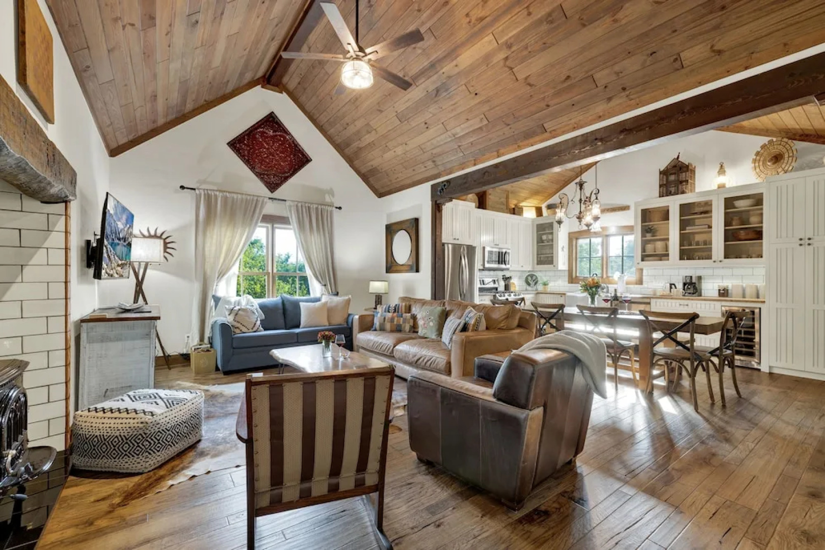 Luxury Craftsman Home With Hot Tub and Firepit - 1blk to Main