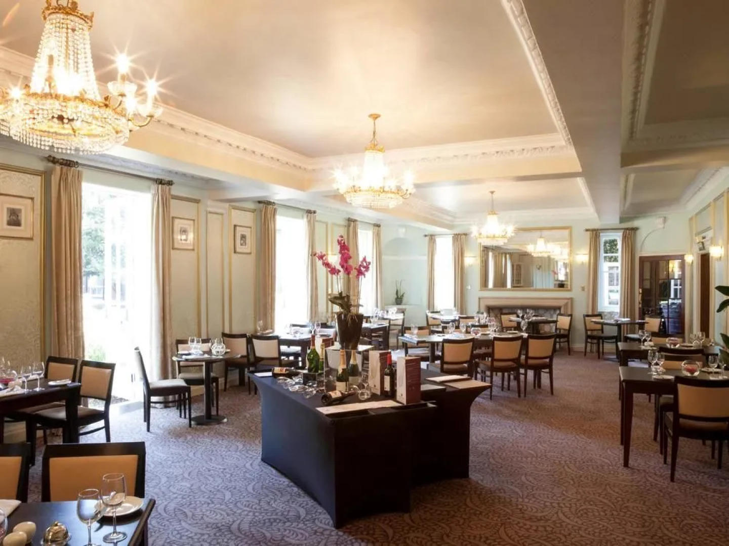 Mercure Farnham Bush Hotel