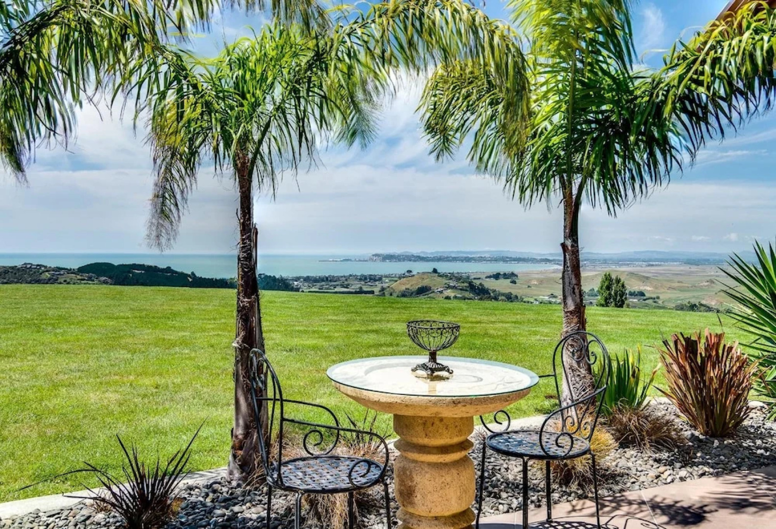 Napier Bed & Breakfast Tequila Sunrise