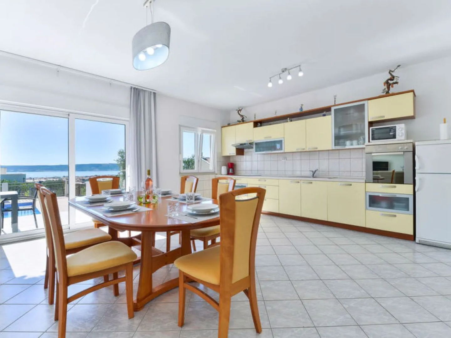 House Aurora Kaštela