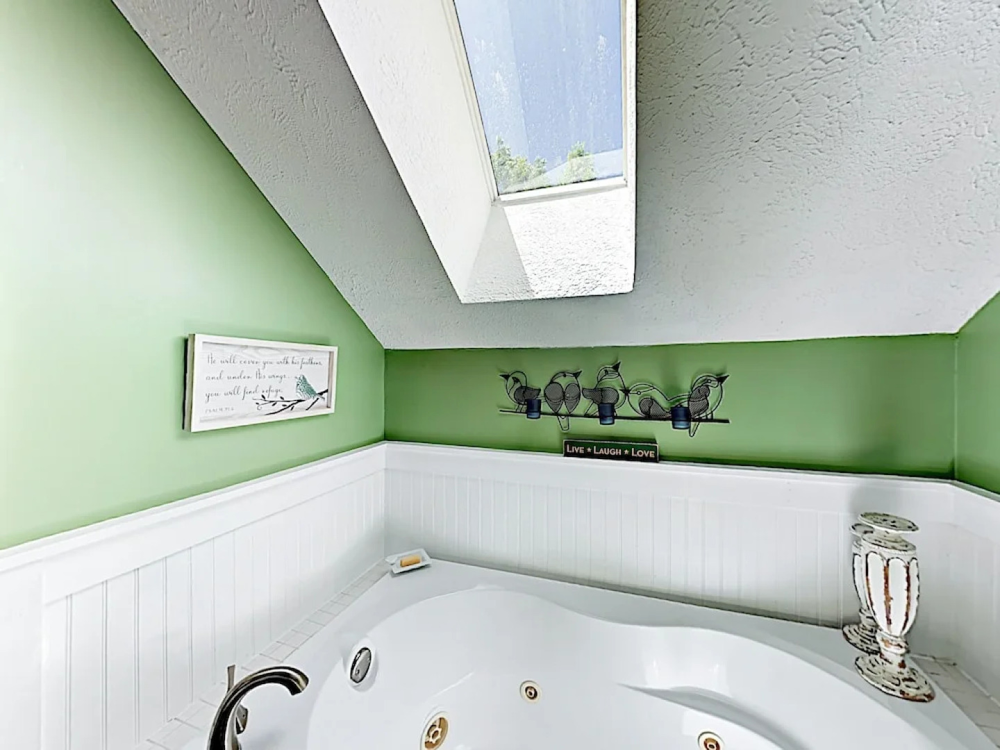 2637 Pisgah Forest - 3 Br Home