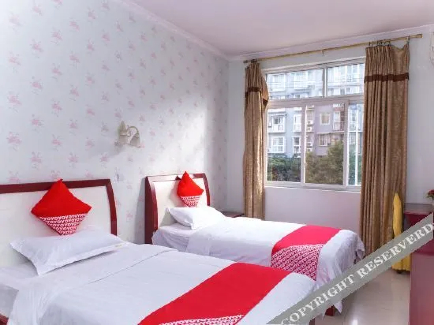 Meishan Xinyi Hotel (Chuan University Jinjiang College)