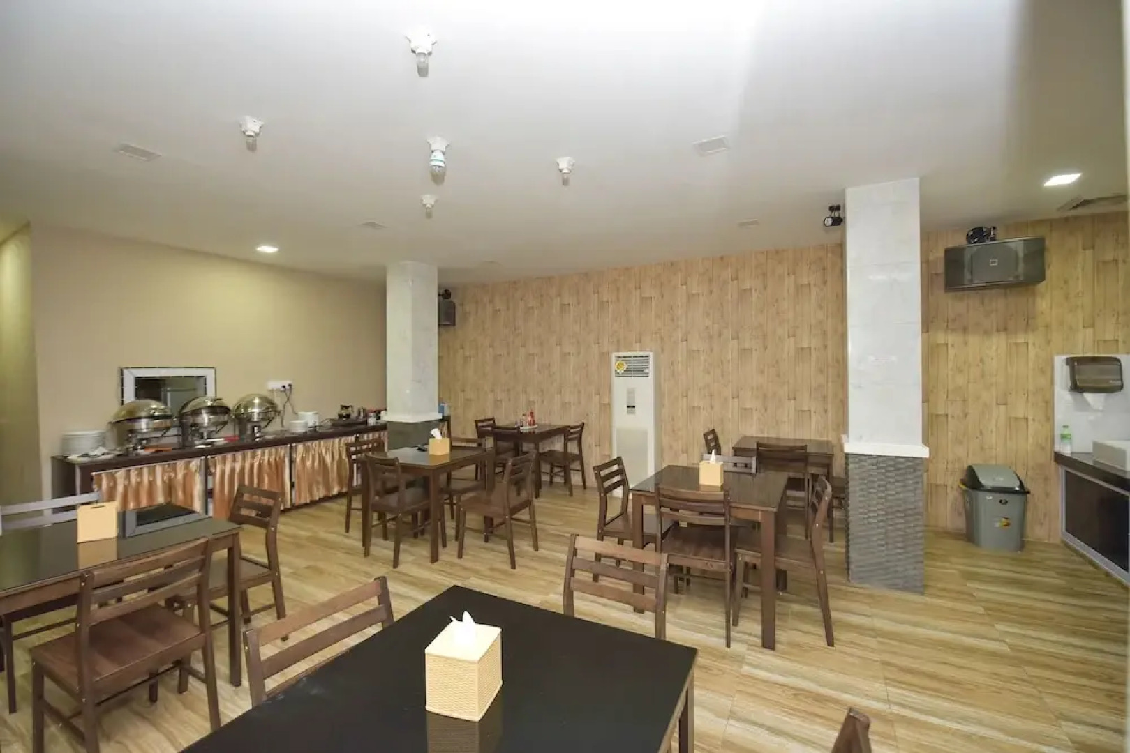 OYO 1228 Hotel Novanda