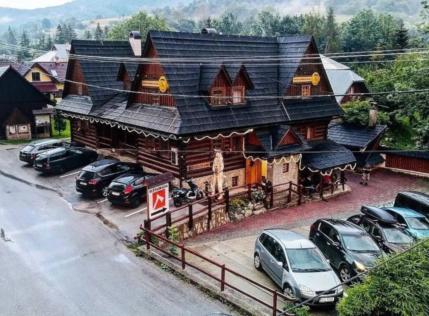 Jánošíkova Valaška Pension & Restaurant
