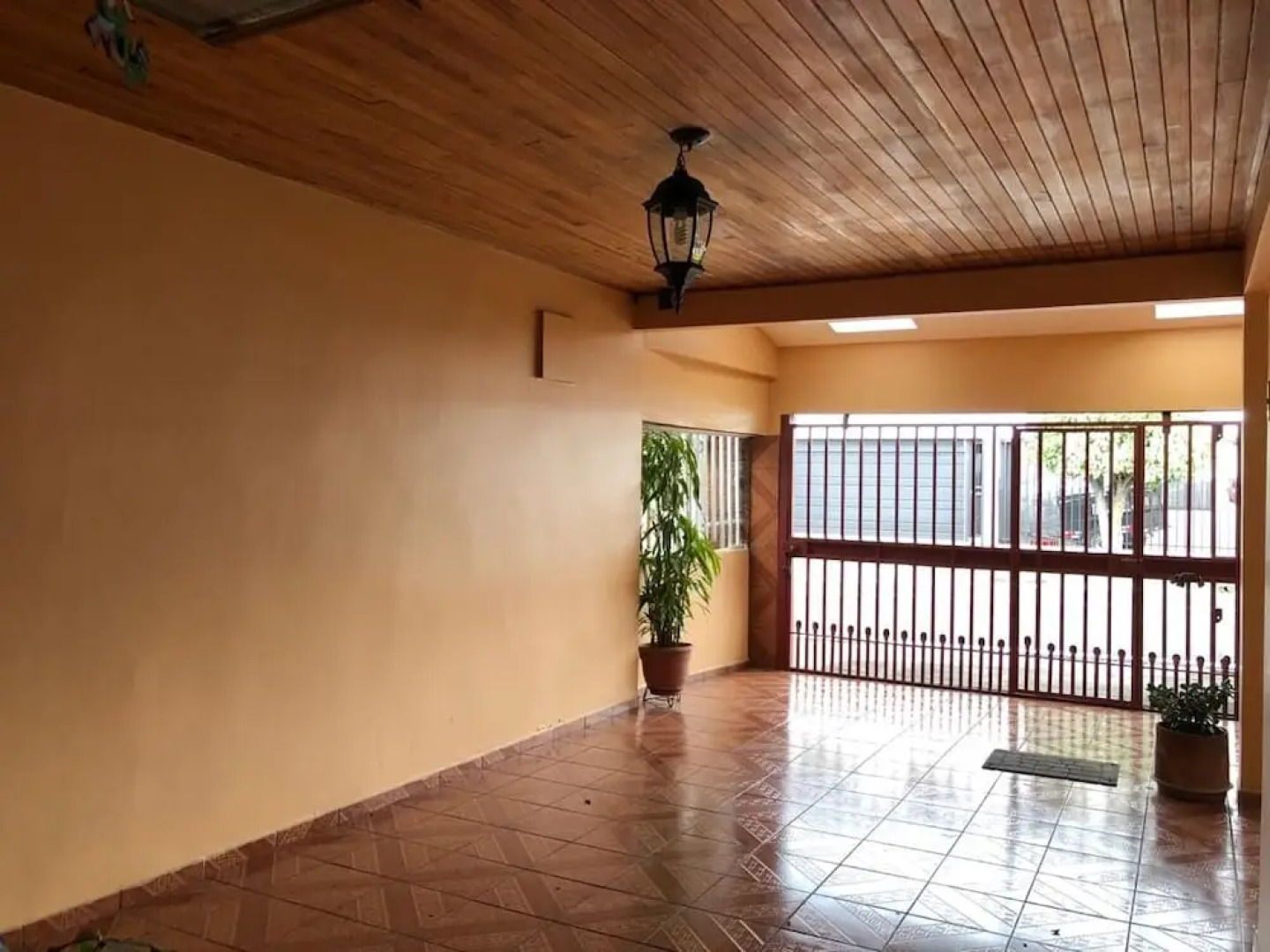 Mama Tica Guest House