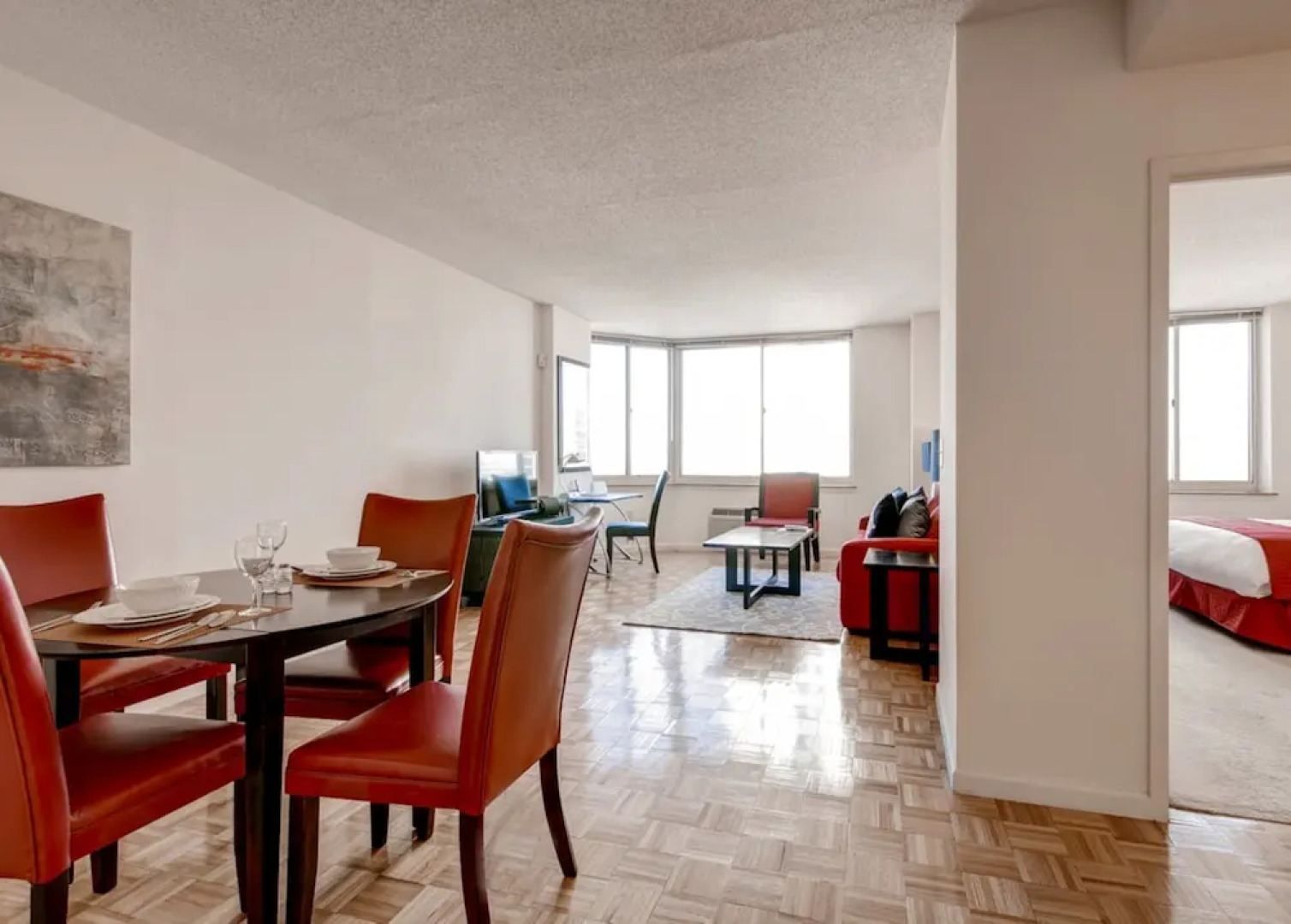 Bluebird Suites near Newport Center