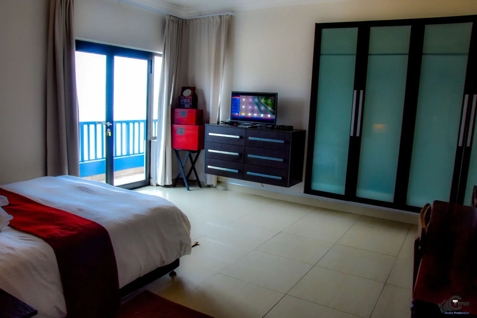 Boathouse Seaview Suites Guest House