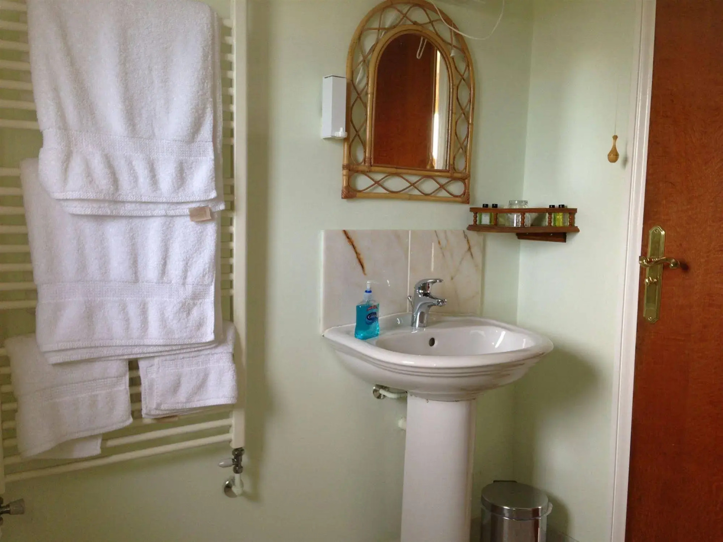 Orchard Manor - Guest house