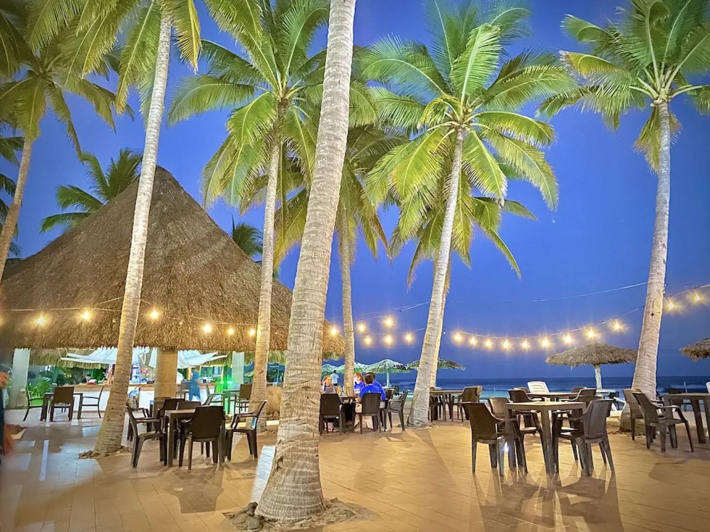 Hotel Tesoro Beach