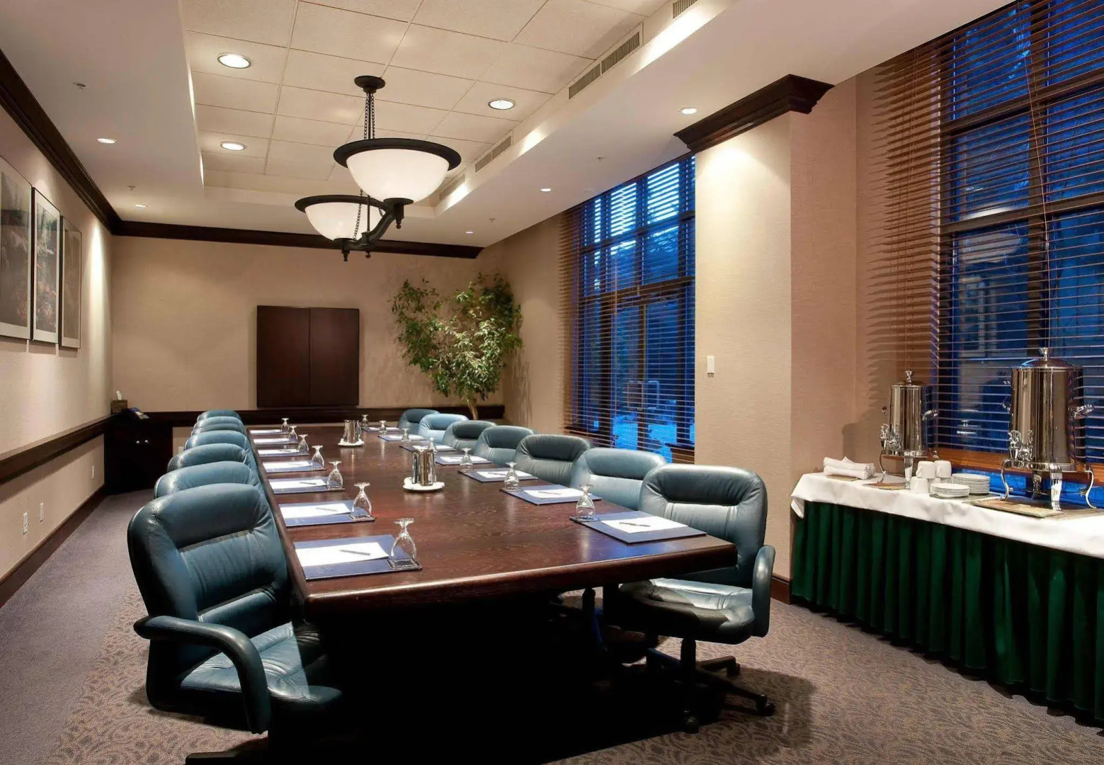 Delta Hotels by Marriott Whistler Village Suites