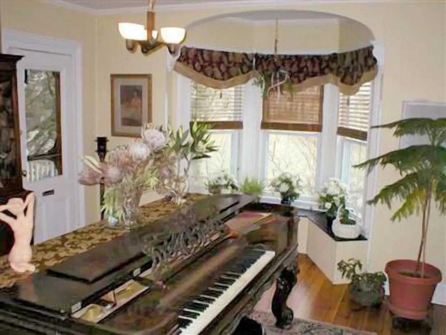 Stirling House Bed & Breakfast