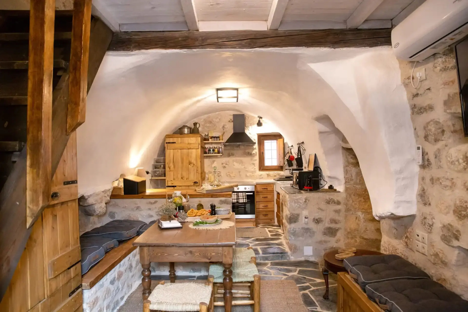 Dandy Villas Tower House Mani