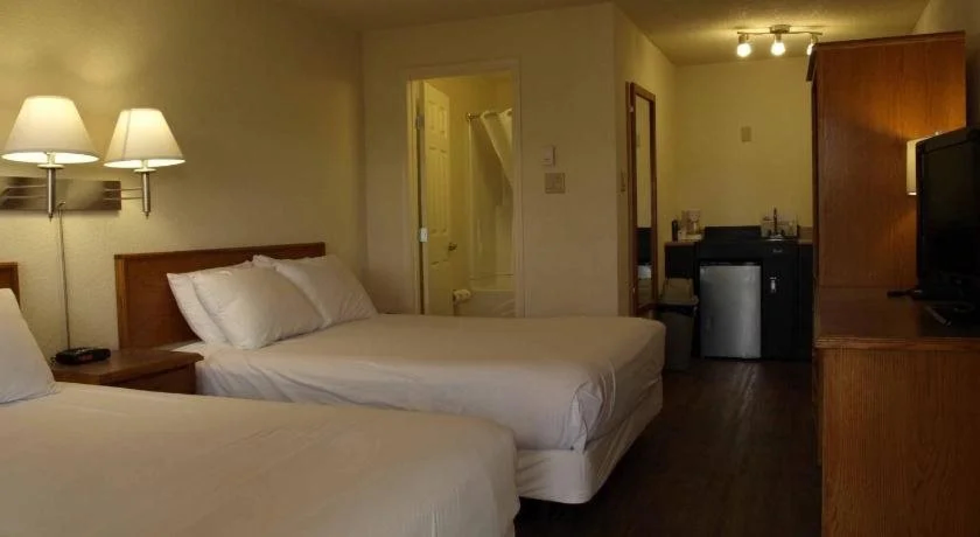 Grand Mountain Lodge