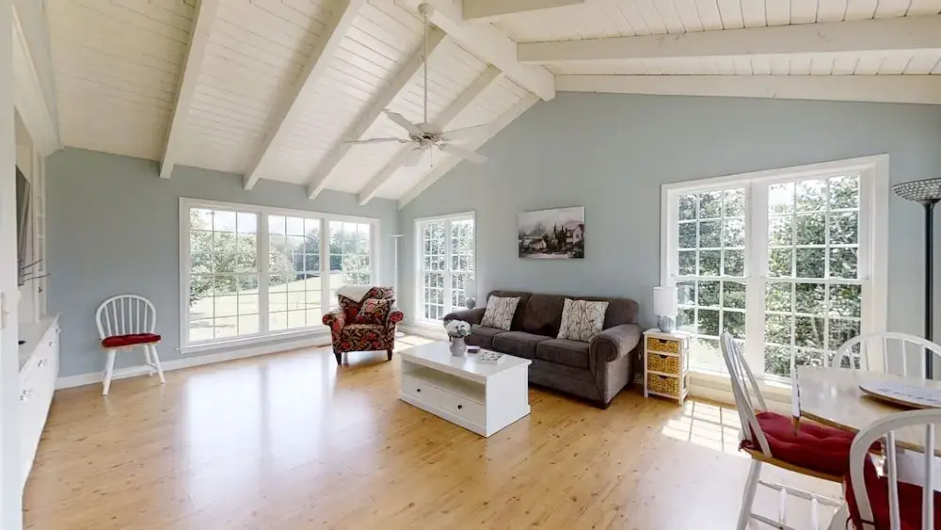 Peace Of Paradise 2 Bedroom Home by RedAwning