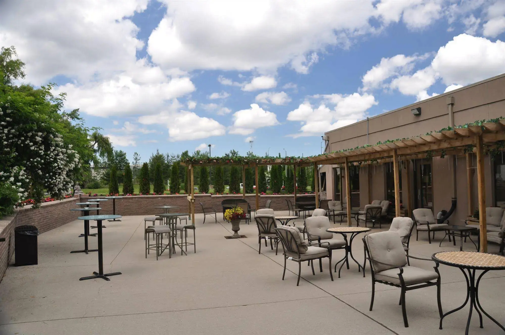 The Peninsula Inn