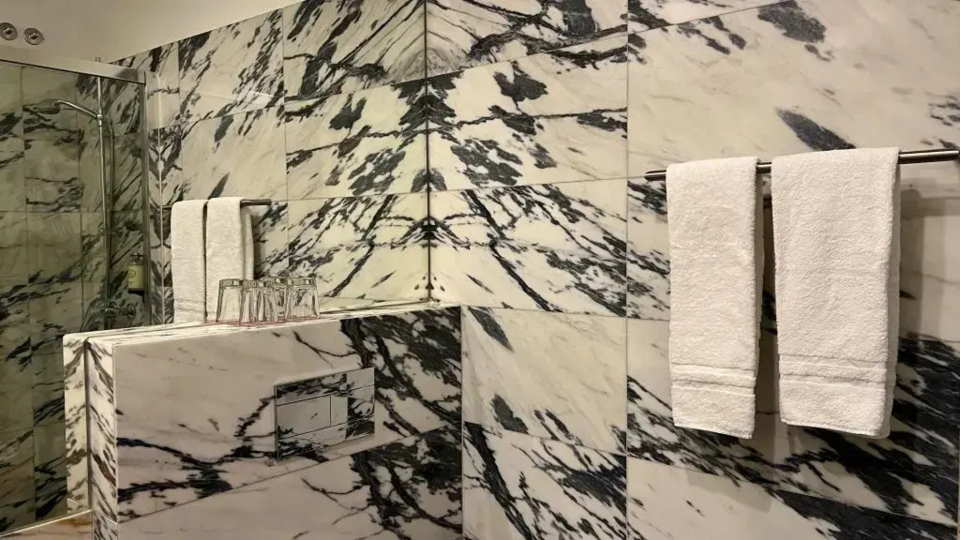 Quinta Colina by Shiadu