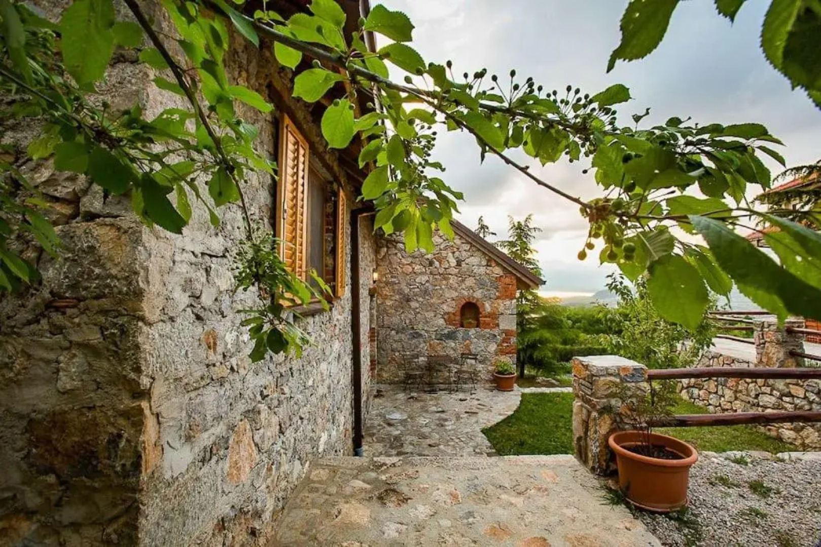 ~Colours of the wind~ A story of love!