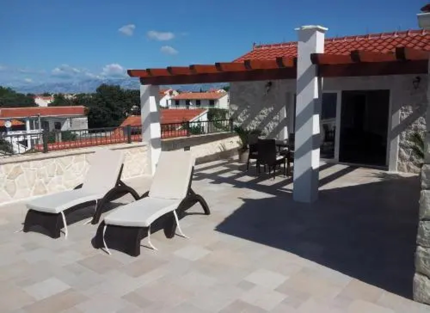 Sea View Apartments Nina