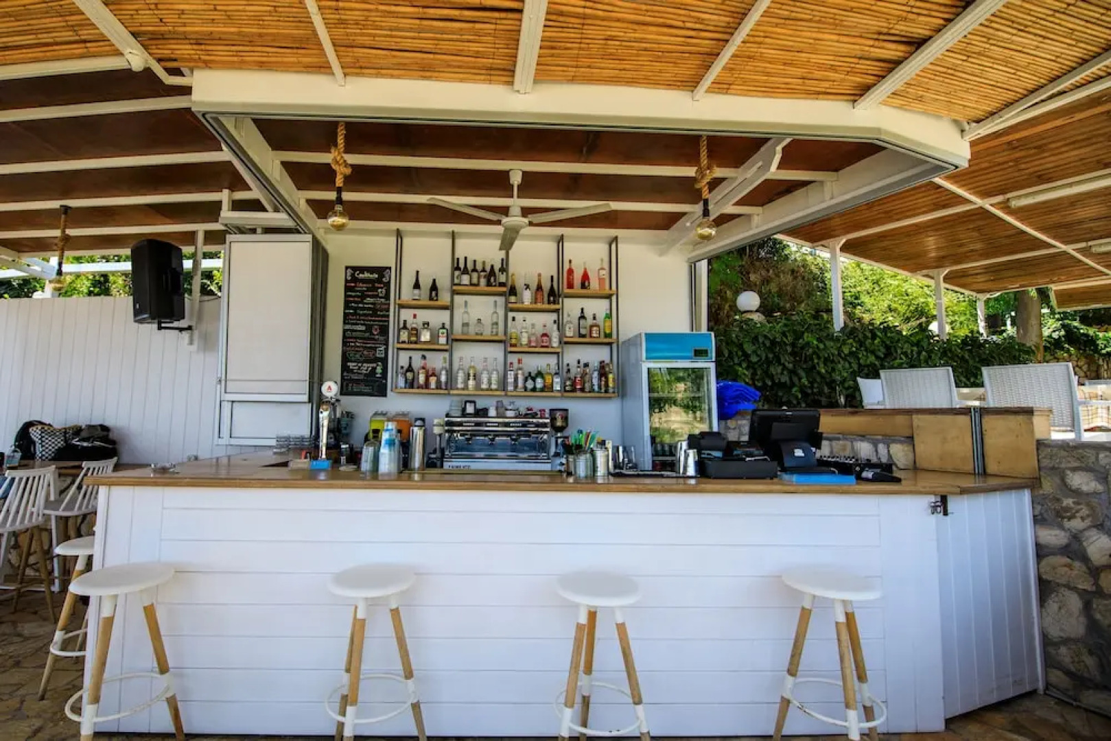 Peroulia Beach Houses