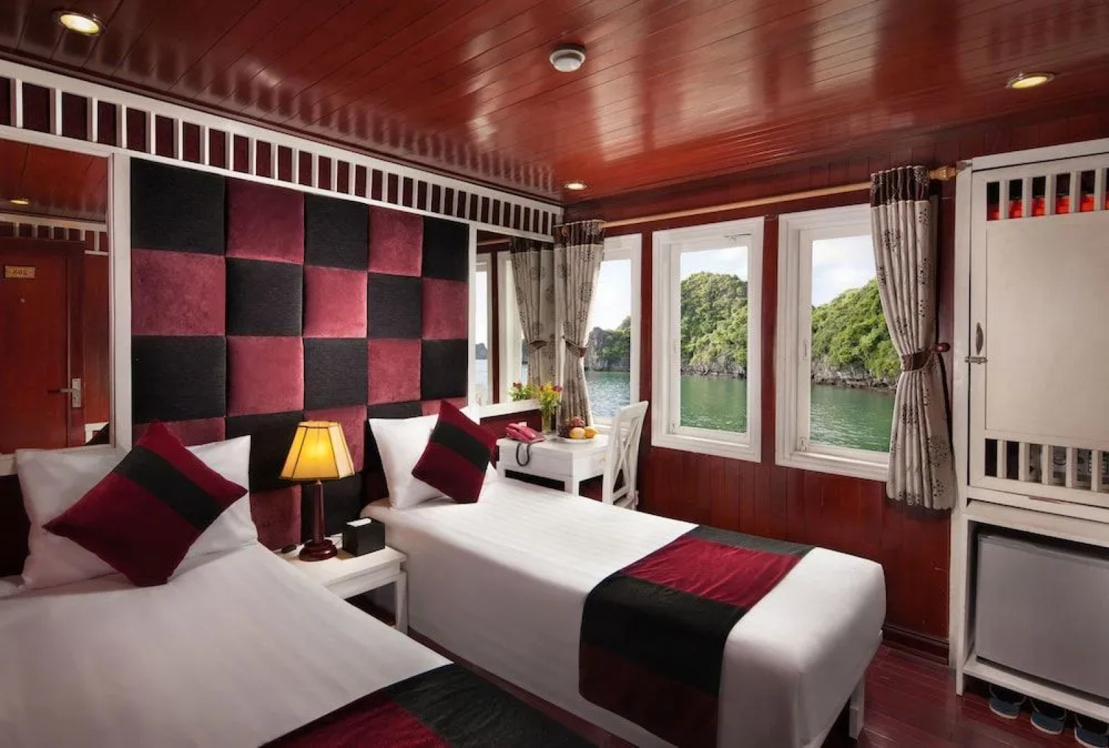 HaLong Canary Cruise