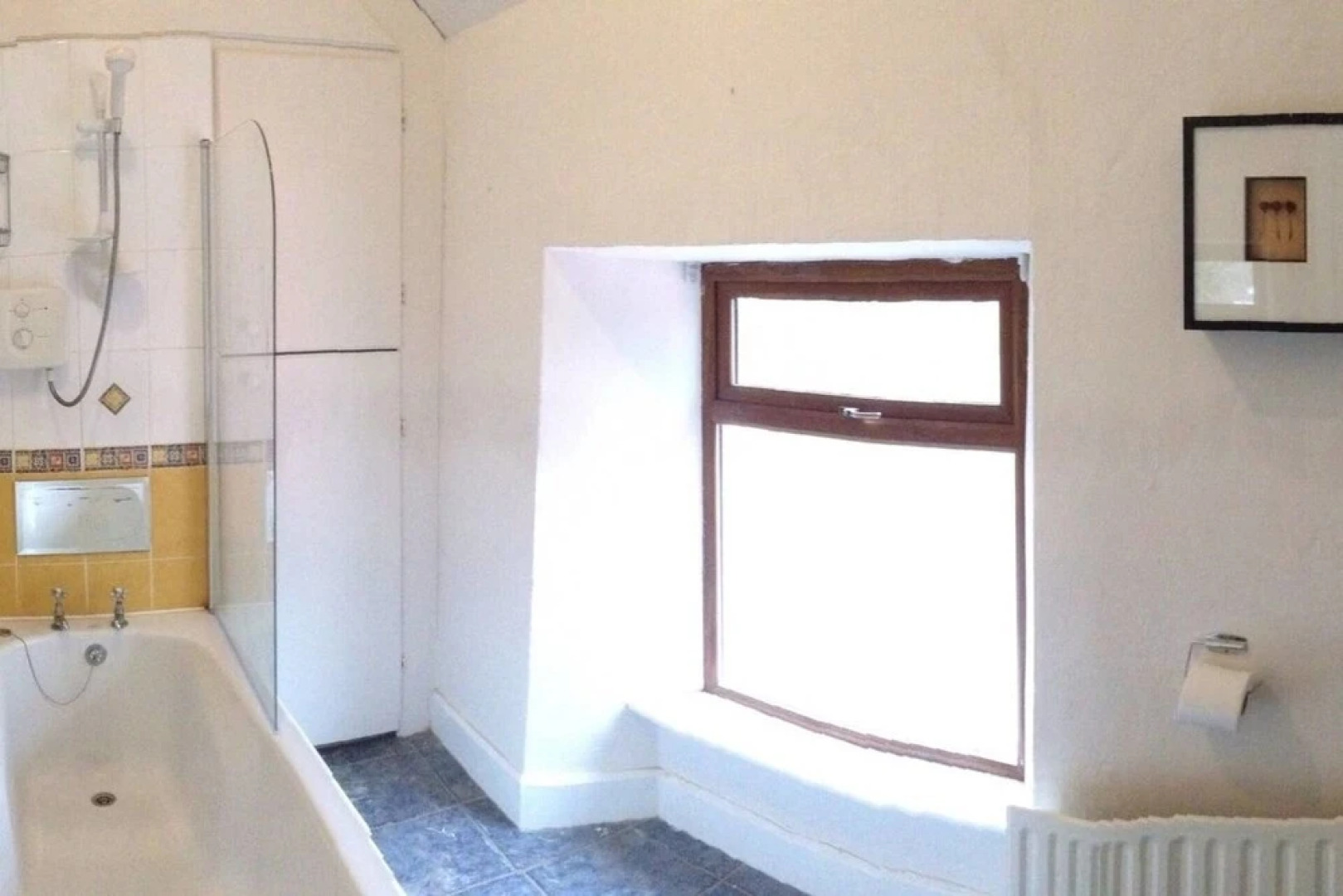 Walk to the Pub Caherdaniel