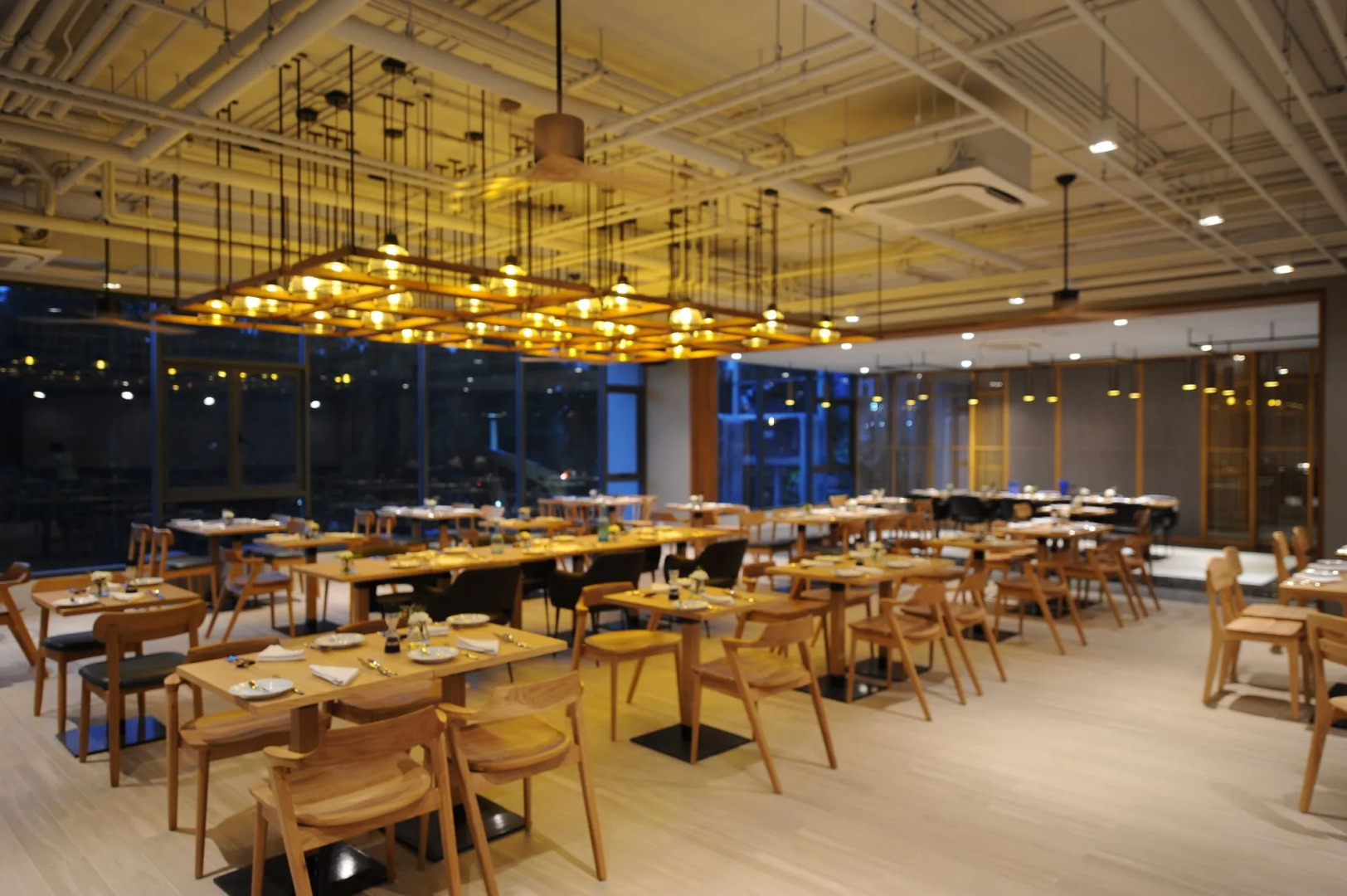 Oakwood hotel & Residence Sri Racha