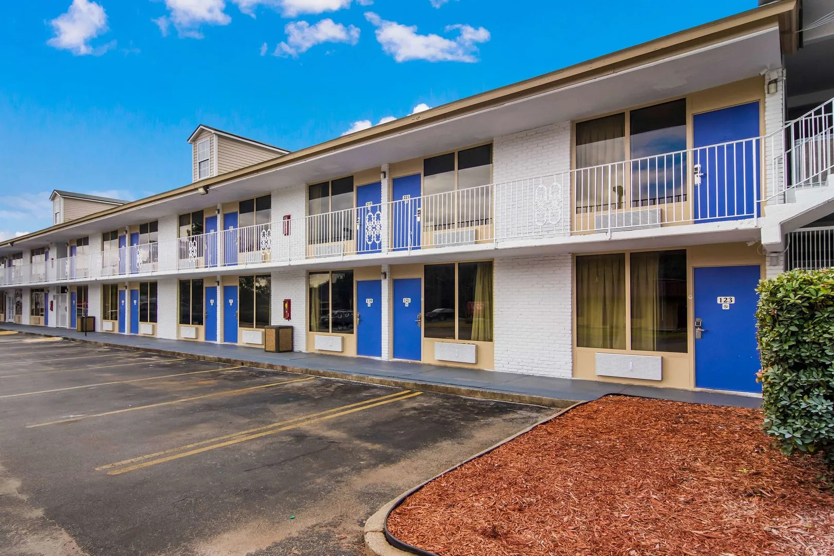 Studio 6 Lagrange, GA