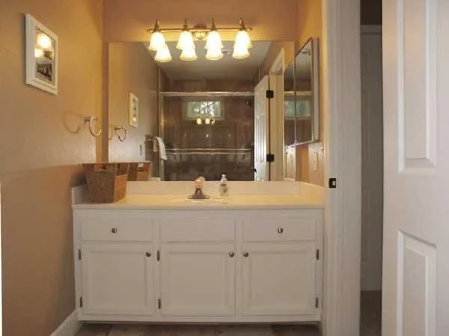 Tahoe Tyrol Lodge by RedAwning