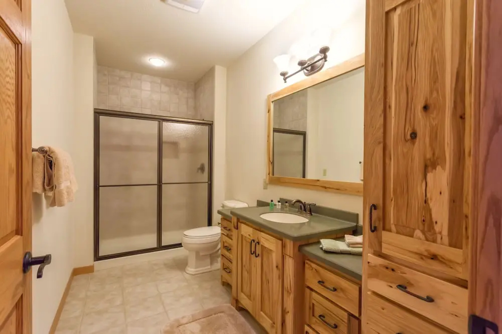 Copperwood #17 - 3 Br Condo