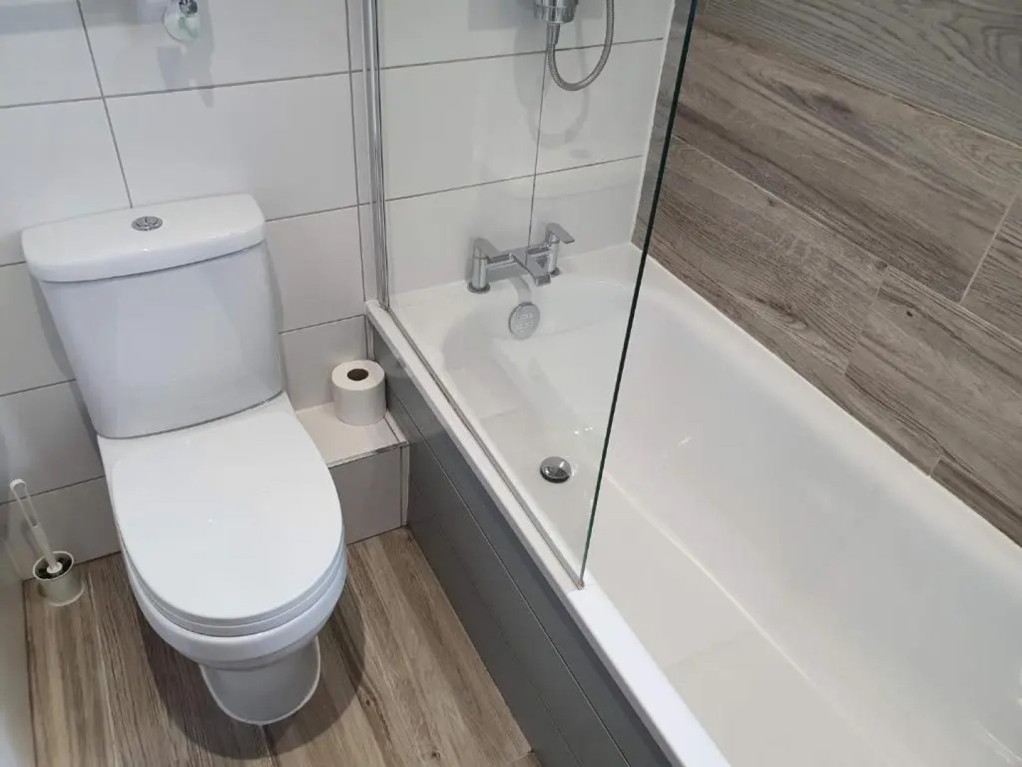 Elm Apartment by Cliftonvalley Apartments