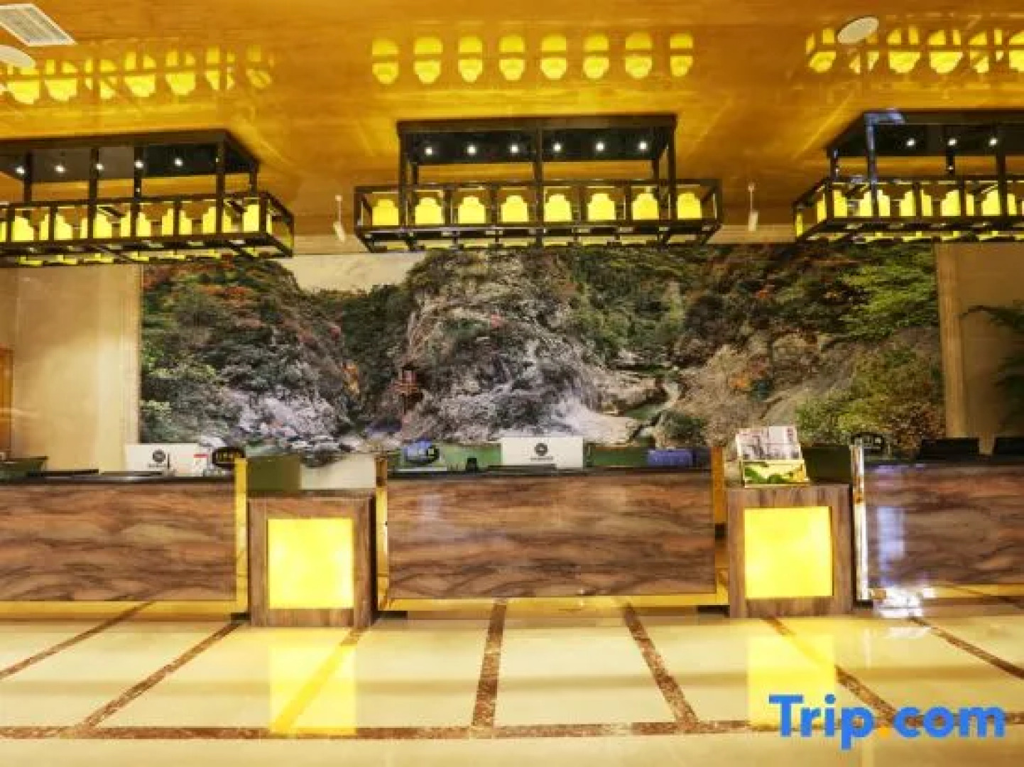 Xixia International Hotel