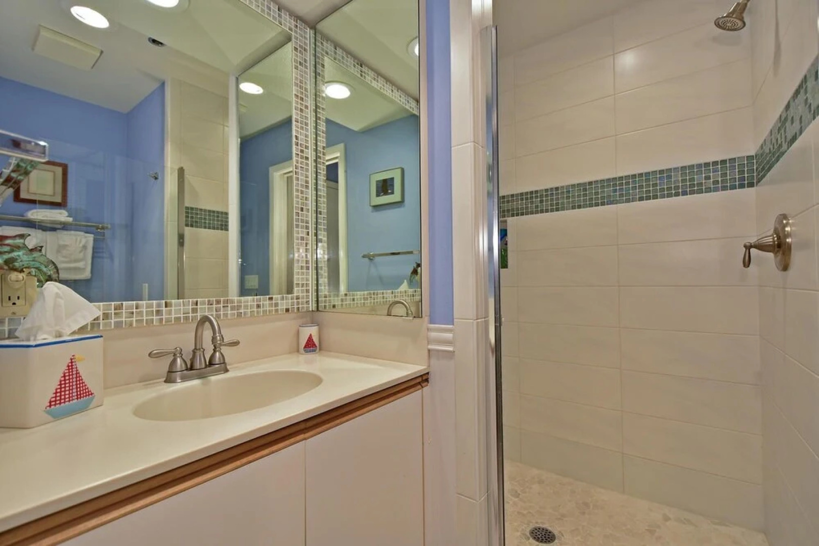 Harbor Villa Club 205