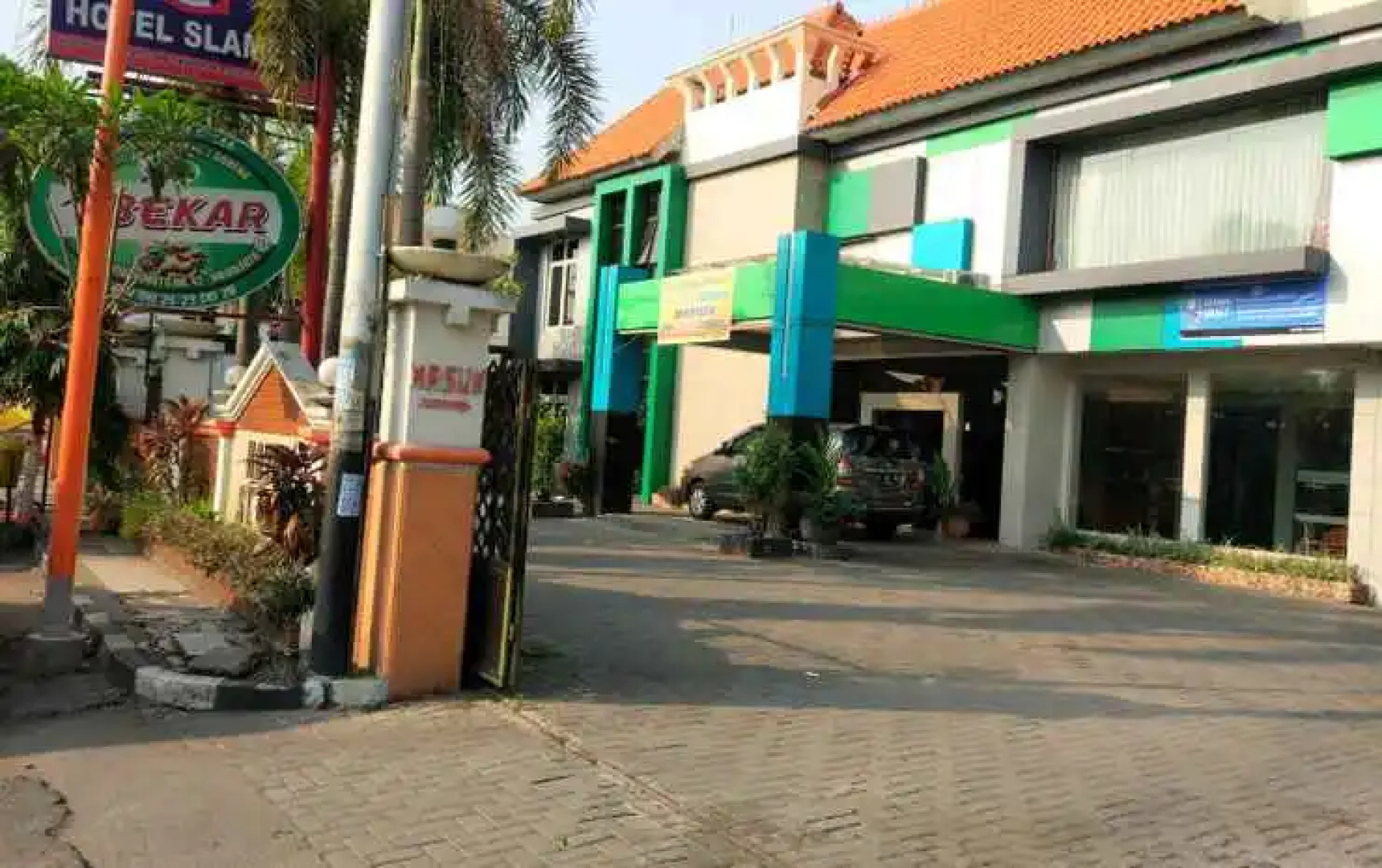 Slamet Hotel