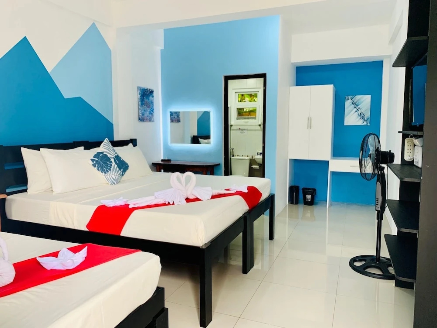 Dive Batanes Lodge and Restaurant