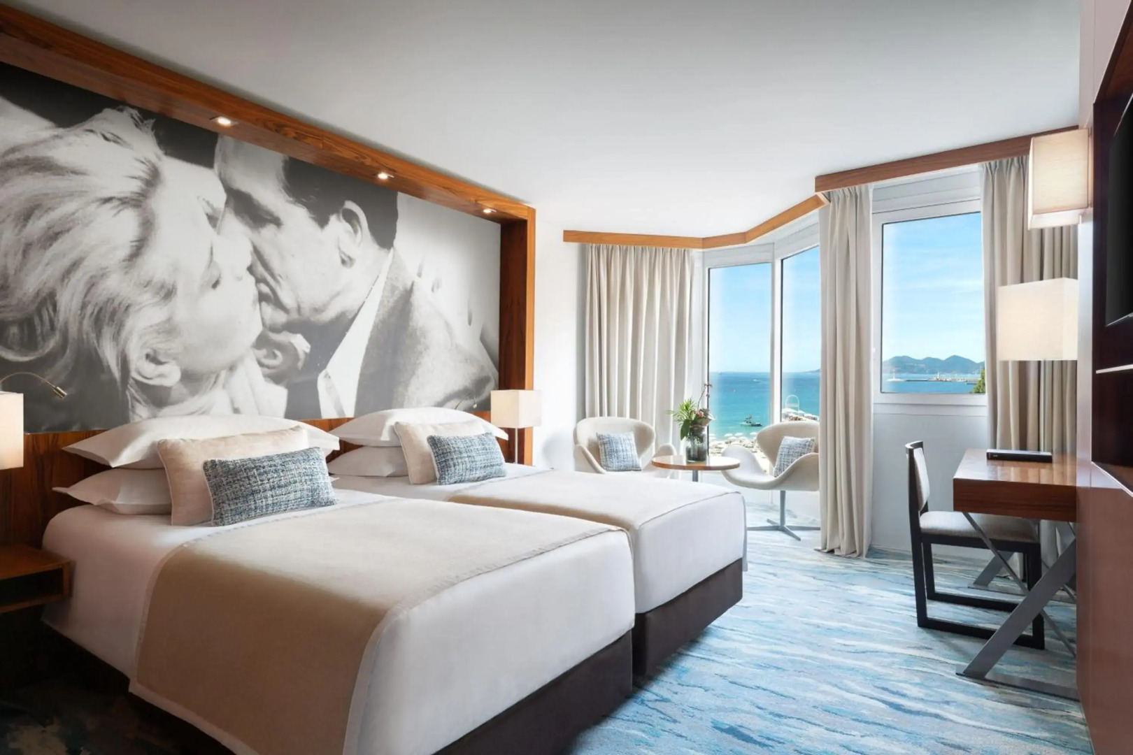 Отель JW Marriott Cannes