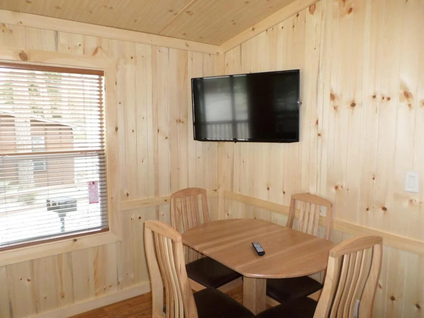 Sun Retreats Geneva on the Lake