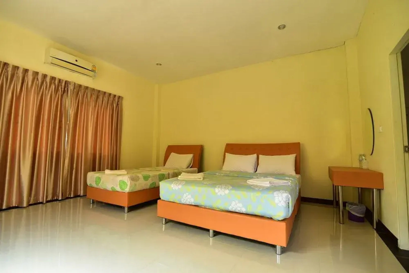 Petch Jed Sao Noi Resort