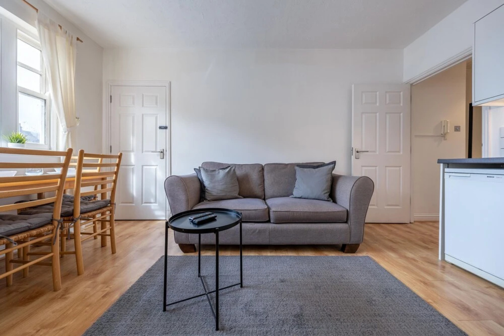 Stansted Airport & Bishops Stortford Town Centre Professional Apartment