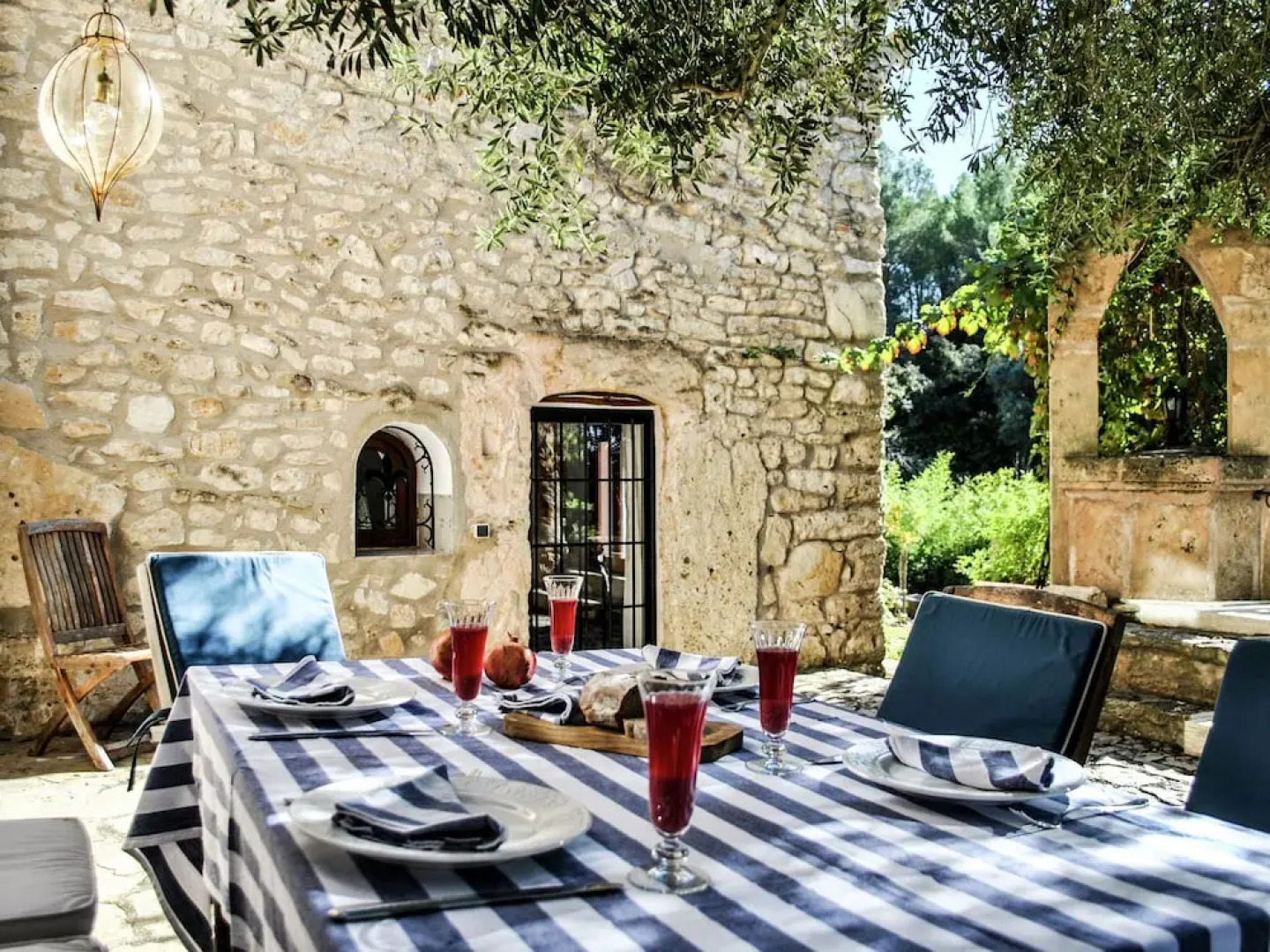 Luxurious Mansion in Montuïri With Sauna